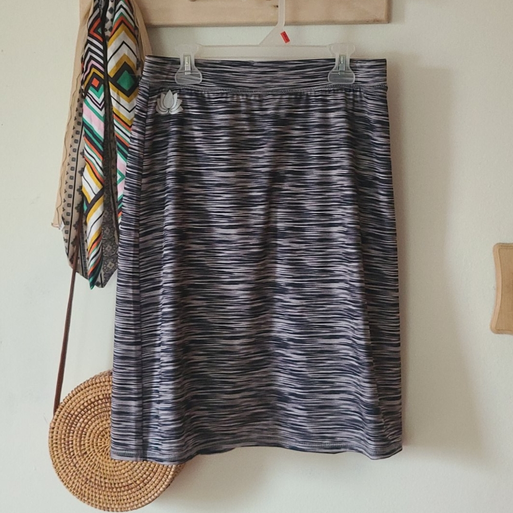 Snoga Athletics Midi Workout Skirt